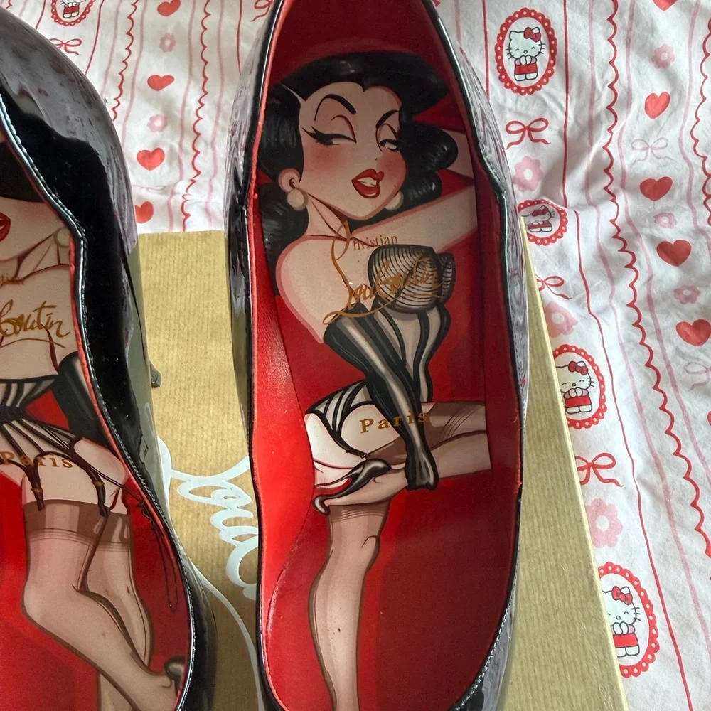 Louboutin extremely rare chick up alta size 39, US 9